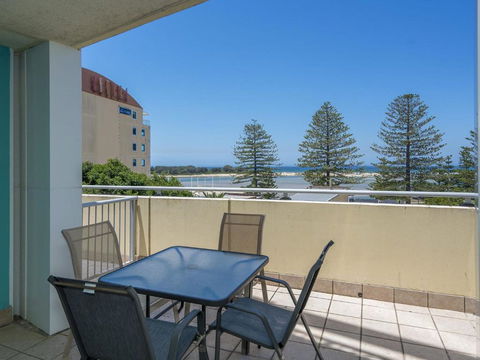Waldorf Unit 409 The Entrance NSW - Accommodation Tasmania 1