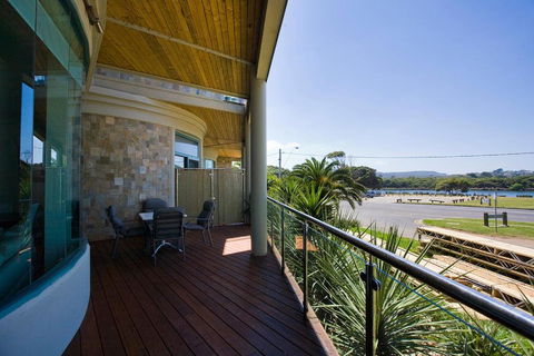 Exclusive Anglesea River Beach Apartment - Accommodation Tasmania 4