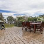 Castaways 36 Cromarty Road Beachfront House - Accommodation Tasmania 0