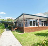 No. 1 Fingal Bay Beach House The Little Abode - Accommodation Tasmania