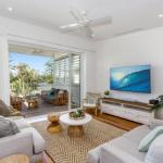 KINGY BEACH HOUSE At 162 - Accommodation Tasmania 0