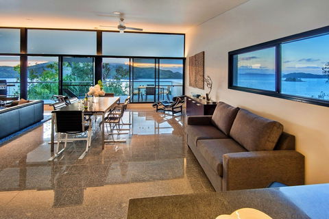 Waves 3 Luxury 3 Bedroom - Accommodation Tasmania 3