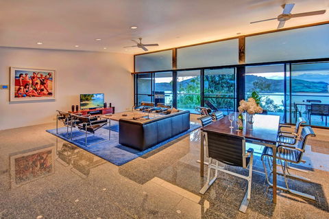 Waves 3 Luxury 3 Bedroom - Accommodation Tasmania 4