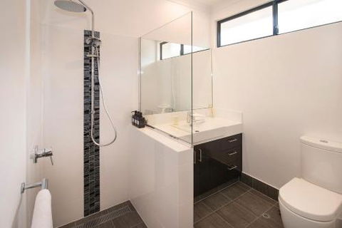 Wharfedale - Accommodation Tasmania 4
