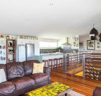Nazza - Accommodation Tasmania