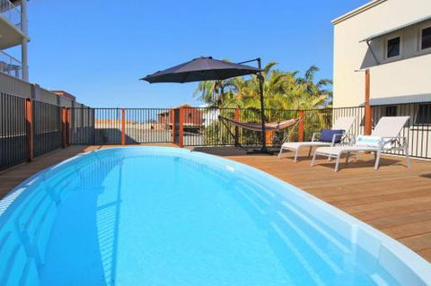 BEACH SHOPS & FABULOUS VACATION HOME! - Accommodation Tasmania 6