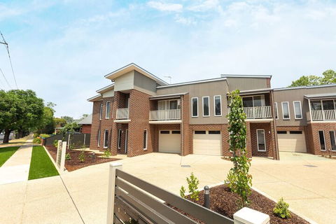 Wagga Apartments 3 - Accommodation Tasmania 0