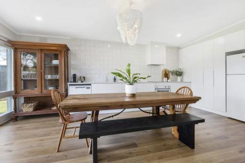 SUNKISSED MORNINGTON - Accommodation Tasmania 4