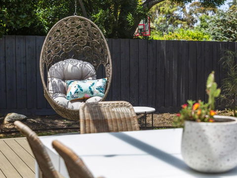 SUNKISSED MORNINGTON - Accommodation Tasmania 6