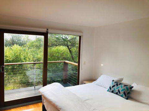 Carinya Coastal Cottage - Accommodation Tasmania 0