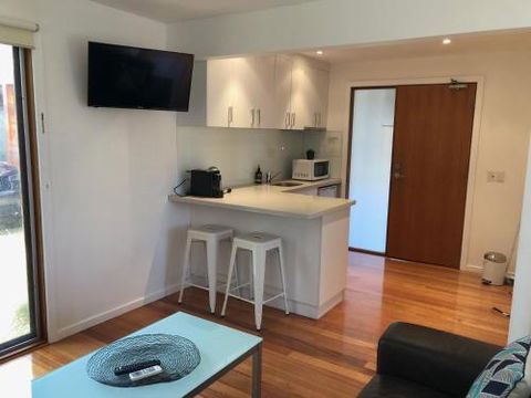 Carinya Coastal Cottage - Accommodation Tasmania 2