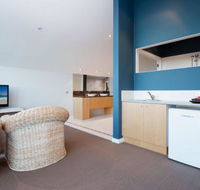 Venabu on Garuwa 20 Garuwa Street spectacular house with fabulous views - Accommodation Tasmania