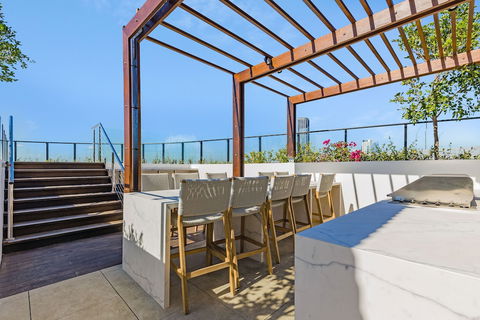 FV Dream 2 BED Apt+ Pool+ Free Parking Qfv211-16 - Accommodation Tasmania 0