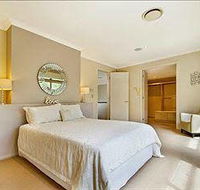 The Lakes Coolum - Accommodation Tasmania