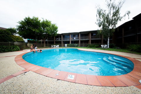 Sandown Regency - Accommodation Tasmania 0