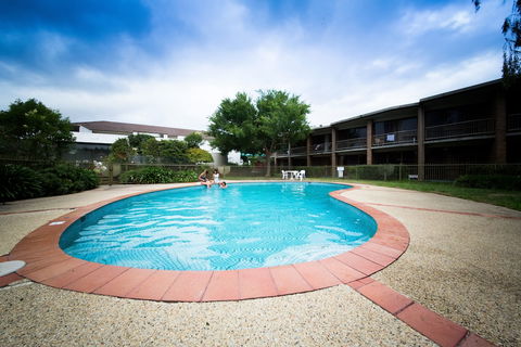 Sandown Regency - Accommodation Tasmania 1