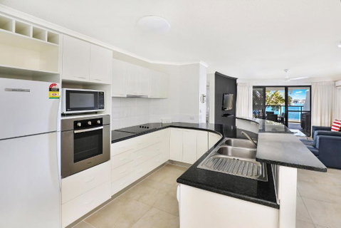 Spinnaker Quays - Accommodation Tasmania 6