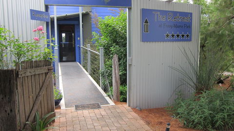 The Retreat At Froog-Moore Park - Accommodation Tasmania 4