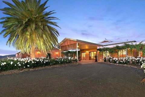 Strathearn Park Lodge - Accommodation Tasmania 1