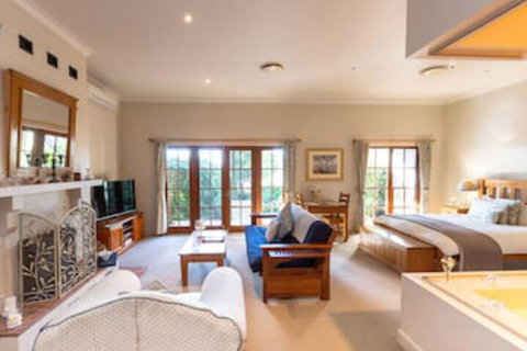 Strathearn Park Lodge - Accommodation Tasmania 0