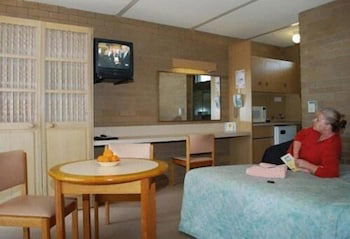 Town Centre Motor Inn - Accommodation Tasmania 6
