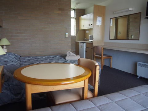 Town Centre Motor Inn - Accommodation Tasmania 5