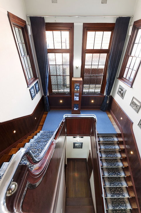 Caves House Hotel And Apartments - Accommodation Tasmania 2