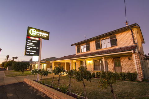 Green Gables Motel - Accommodation Tasmania 1