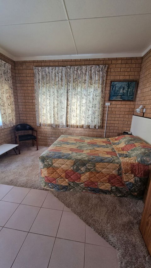 Lone Pine Motel - Corowa - Accommodation Tasmania 6