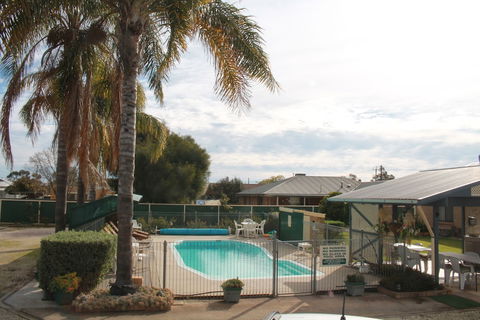 Lone Pine Motel - Corowa - Accommodation Tasmania 2