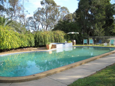Greenacres Motel - Accommodation Tasmania 1