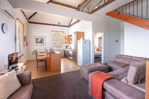 Raffless - Accommodation Tasmania 4
