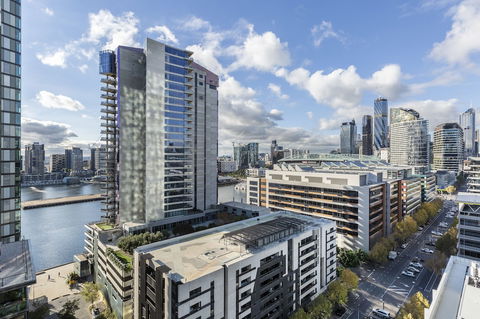 STAY&CO Serviced Apartments Docklands Collins - Accommodation Tasmania 2