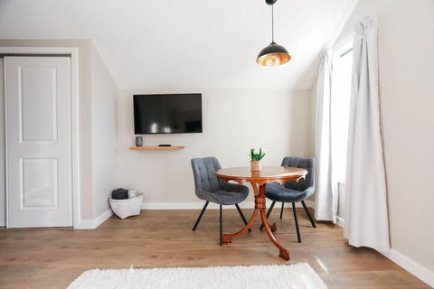 Figtree House - Accommodation Tasmania 5