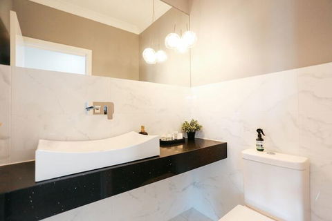 Figtree House - Accommodation Tasmania 4