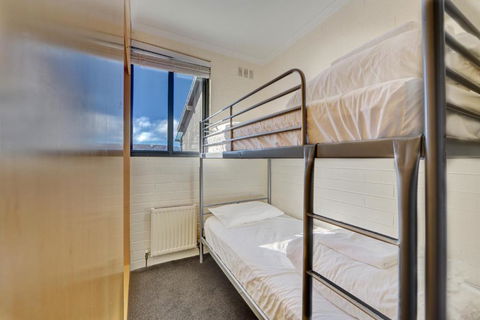 Snow Ski Apartments 09 - Accommodation Tasmania 5
