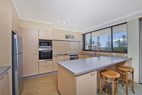 Akuna 14 6 Joffre Street - Accommodation Tasmania 4