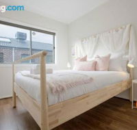 109Cozy Cranbourne Family House5Bed2Bath2Parking - Accommodation Tasmania
