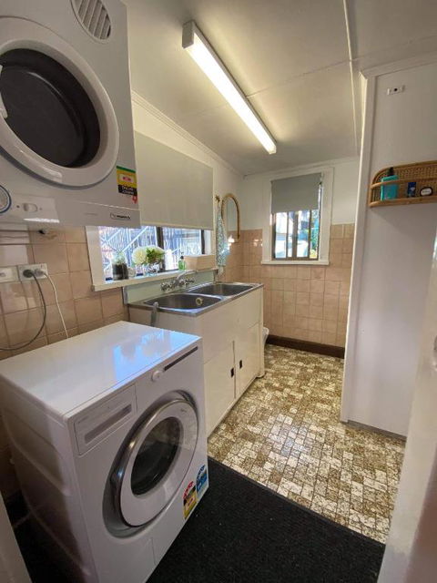 A Drop In The Ocean Kingscliff - Accommodation Tasmania 3