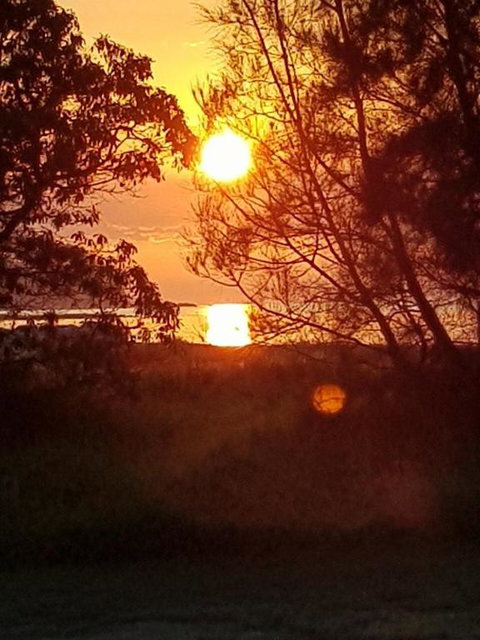 Apartment With Sweeping View Of The Bay 2 Bedrooms Sleeps 5 - Accommodation Tasmania 6