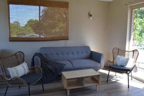 Apartment With Sweeping View Of The Bay 2 Bedrooms Sleeps 5 - Accommodation Tasmania 4