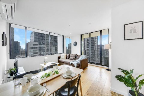 A Stylish 2BR CBD Apt With Beautiful City Views - Accommodation Tasmania 5
