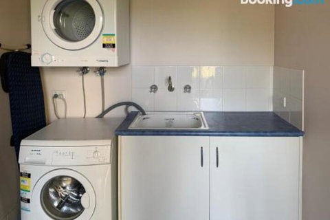 Endeavour 6 - Accommodation Tasmania 0