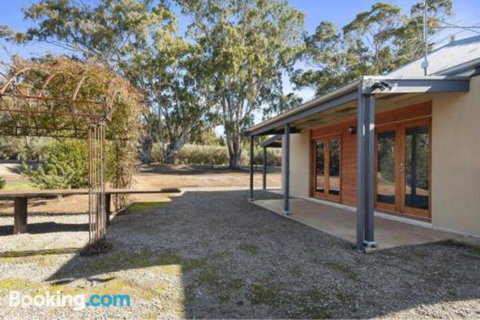 Mosss Place - Accommodation Tasmania 2
