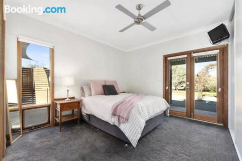 Mosss Place - Accommodation Tasmania 4
