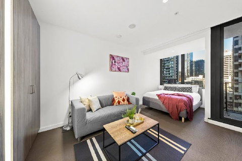 A Stylish & Comfy CBD Studio Near Southern Cross - Accommodation Tasmania 3