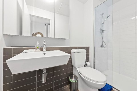 A Stylish & Comfy CBD Studio Near Southern Cross - Accommodation Tasmania 2
