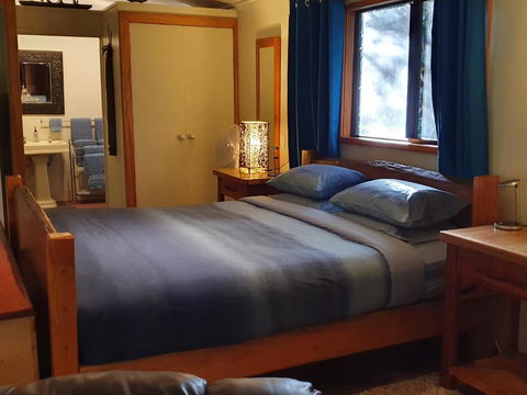 Garden Studio - Accommodation Tasmania 4