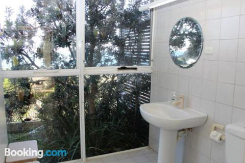 BARANBALEE WEEKLY ONLY - Accommodation Tasmania 0