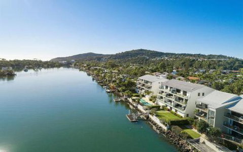 Apartment 5 Commodore - Accommodation Tasmania 0